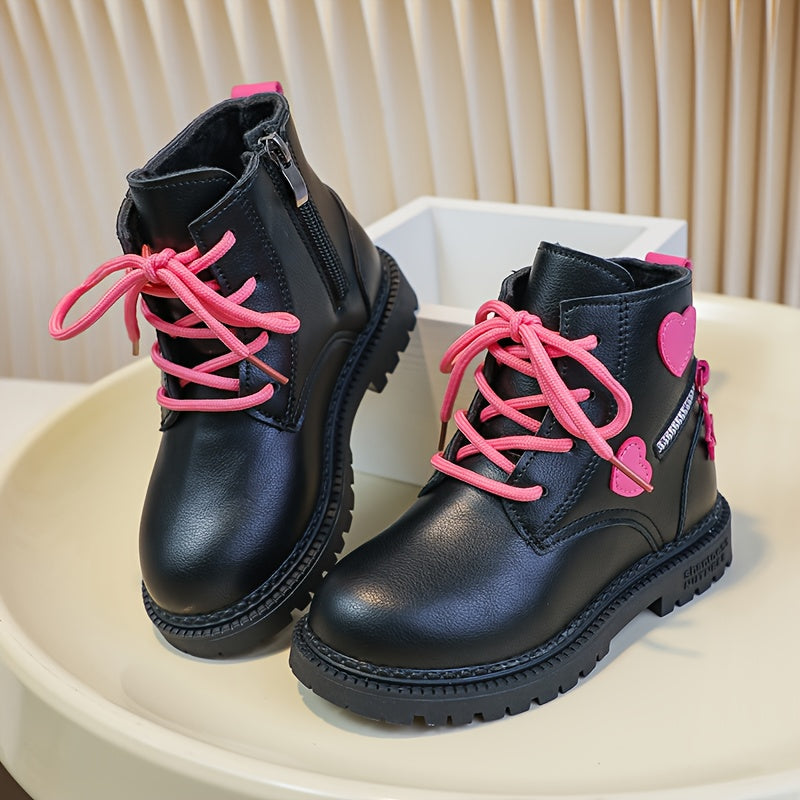 Botas de invierno para niña con diseño de corazones