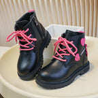 Botas de invierno para niña con diseño de corazones