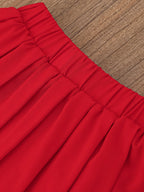 Conjunto de 2 piezas: falda de tul roja y camiseta con estampado de corazones.