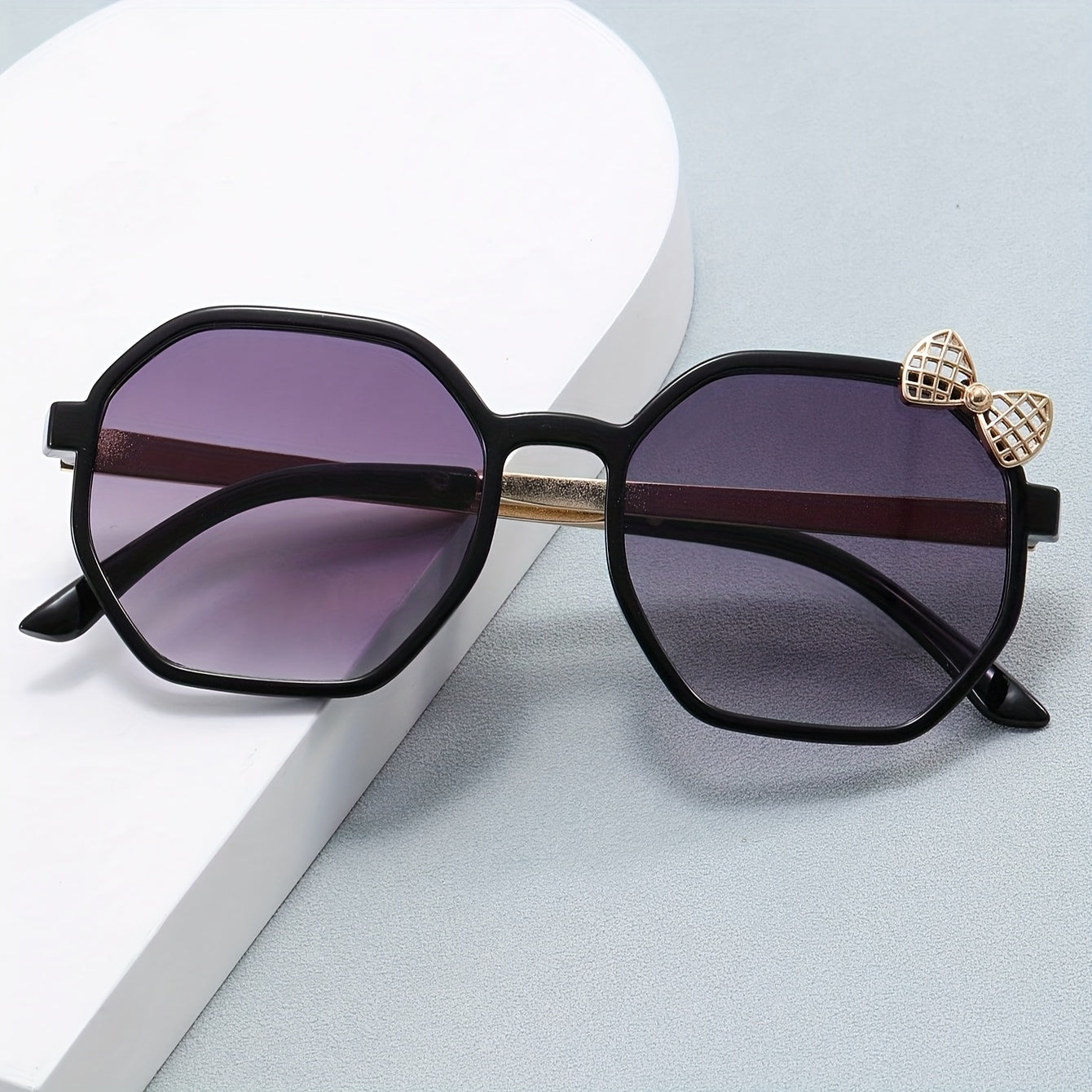 Gafas de sol para niñas con montura metálica y decoradas con un lazo 🎀