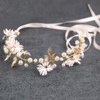 Diadema para el cabello con diseño de flores y perlas