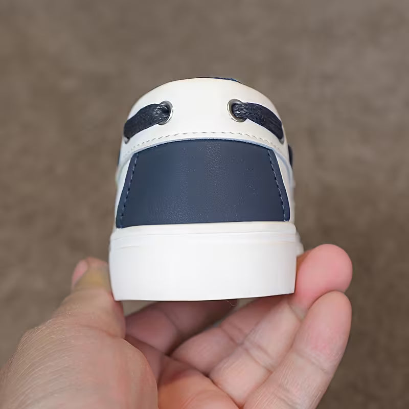 Zapato clásico con diseño moderno