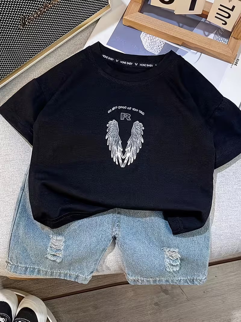 Conjunto Casual Urban Angel: Camiseta Gráfica Jeans con Roturas