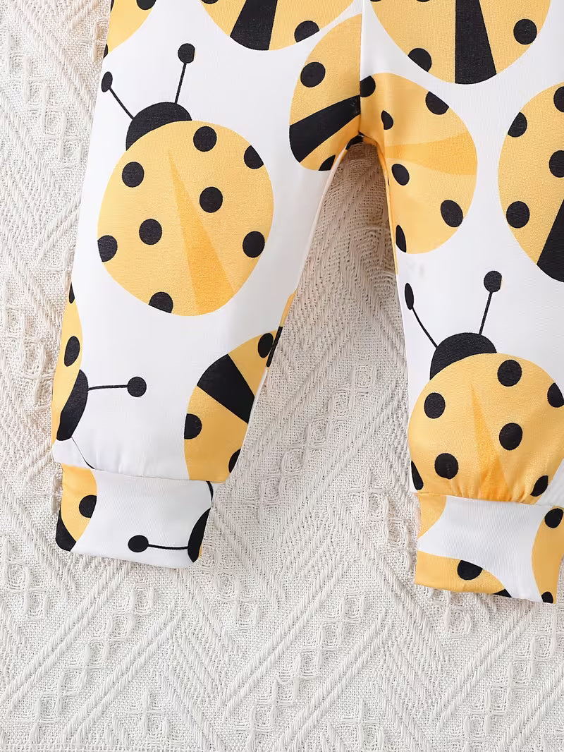 Dulce Mariquita: El Conjunto más Tierno para tu Bebé