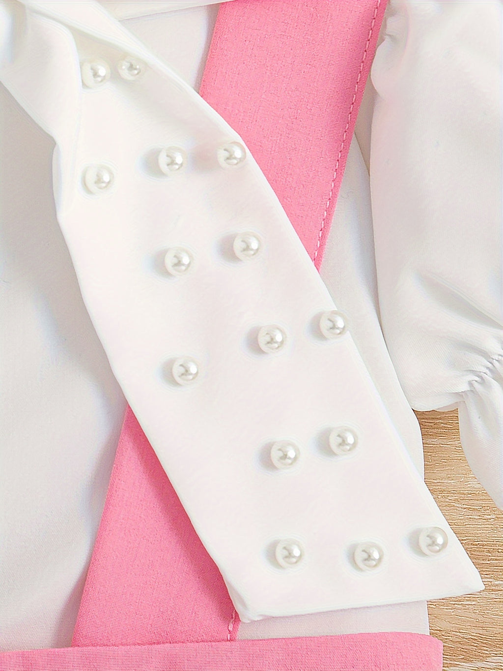 Conjunto de Falda con Tirantes y Blusa con Lazo para Niñas