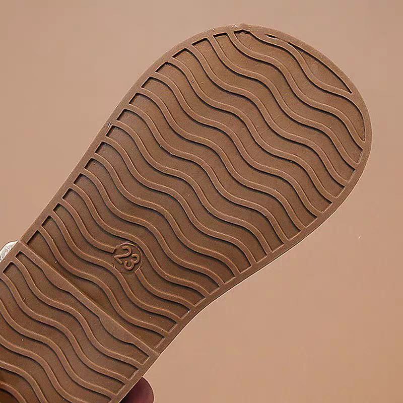 Zapato clásico de verano para niñas con bordado de flores