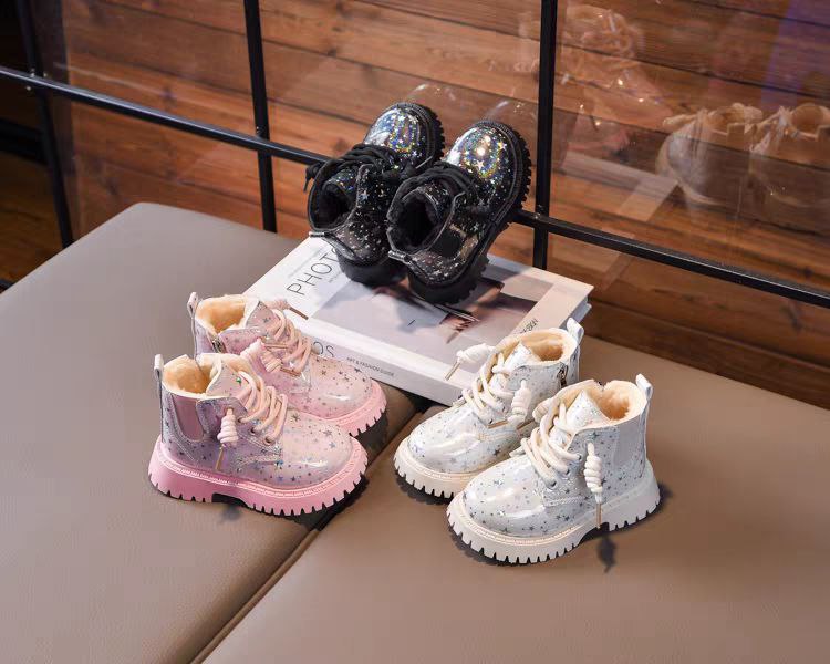 Botas 'Magic Stars': Calor y glamour para sus pies
