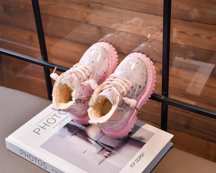 Botas 'Magic Stars': Calor y glamour para sus pies