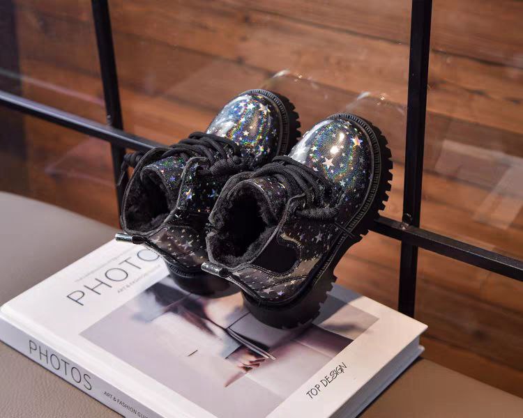 Botas 'Magic Stars': Calor y glamour para sus pies