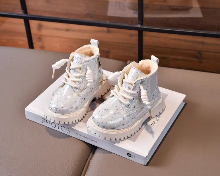 Botas 'Magic Stars': Calor y glamour para sus pies