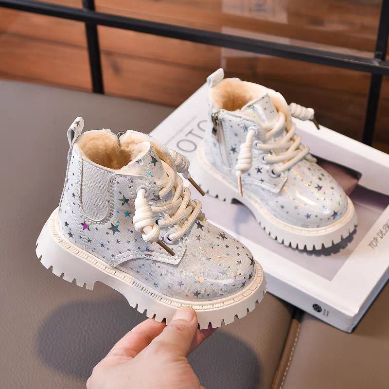 Botas 'Magic Stars': Calor y glamour para sus pies