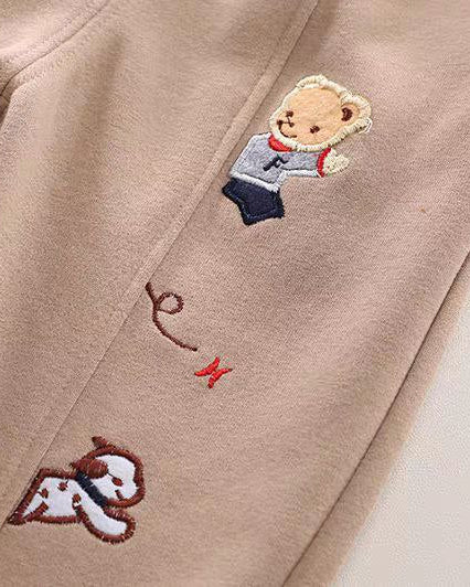 Conjunto bebé invierno 3 piezas con suéter de lana bordado camisa y pantalón vista completa