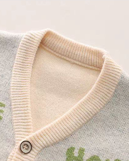 Conjunto bebé invierno 3 piezas con suéter de lana bordado camisa y pantalón detalle suéter