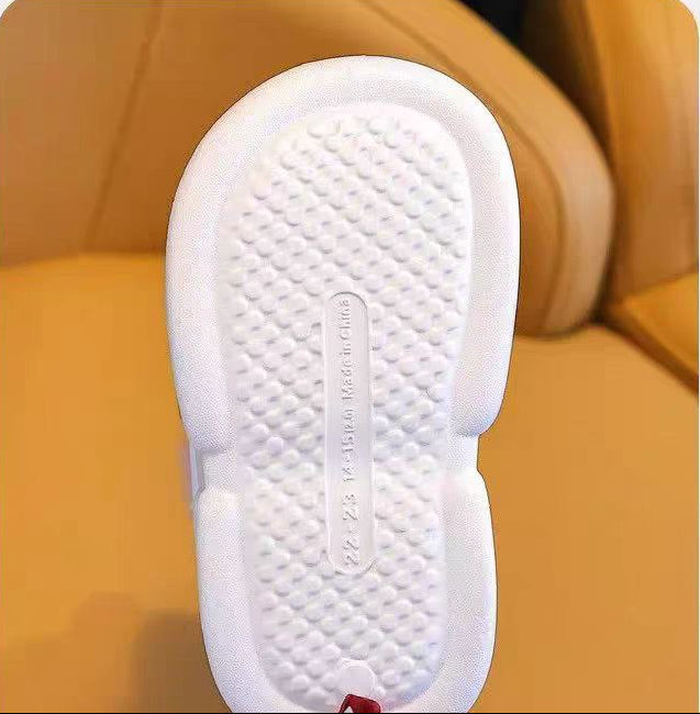 Zapato de invierno cálido con diseño moderno en España
