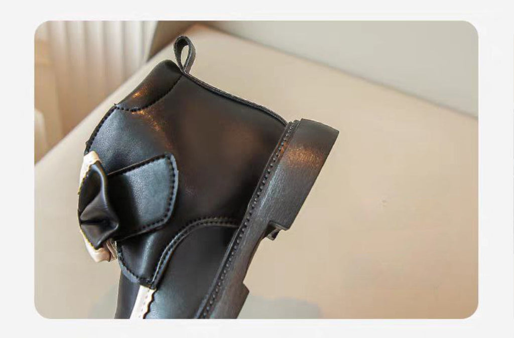 Zapato de invierno elegante con un lazo lujoso en España