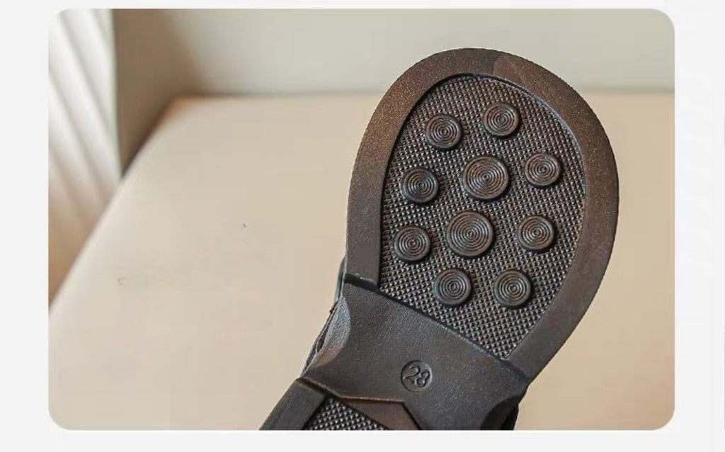 Zapato de invierno elegante con un lazo lujoso en España