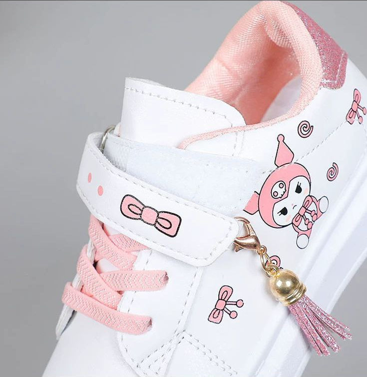 Zapato rosa encantador para niña con diseño de dibujos animados