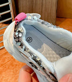 Zapato de invierno moderno para niños en España