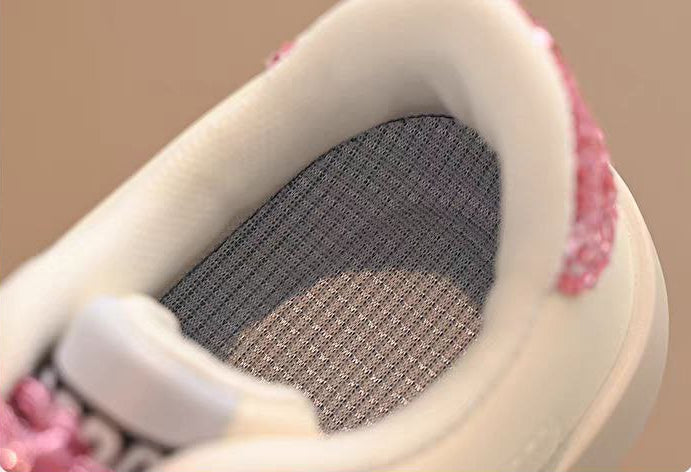 Zapato ligero con diseño moderno para niños en España
