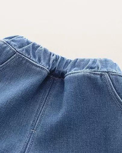 Conjunto bebé niño invierno: camiseta manga larga algodón con capucha y pantalón vaquero en España