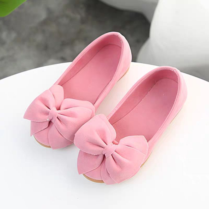 Pasos de princesa: Balerinas con lazo para brillar en cada ocasión