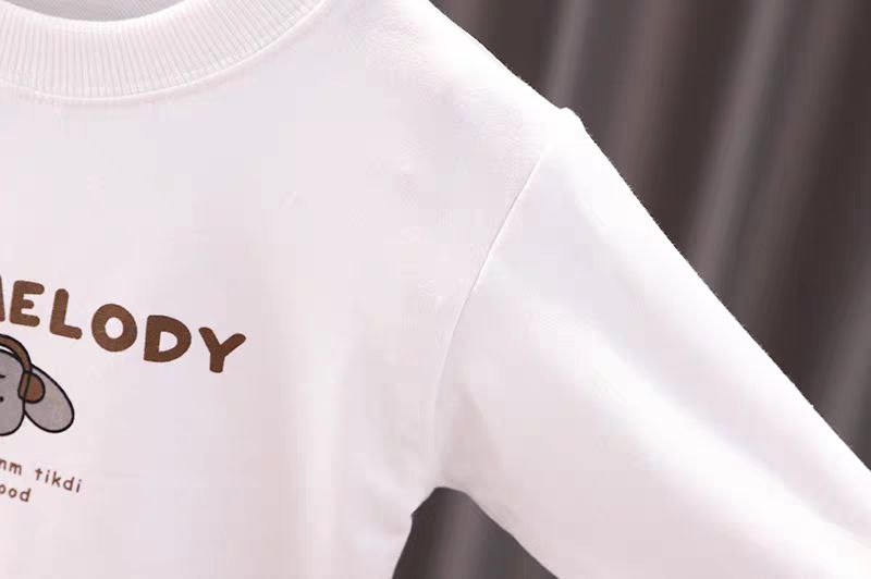 Conjunto bebé niño 3 piezas camisa de cuadros, camiseta interior y pantalón vaquero en España