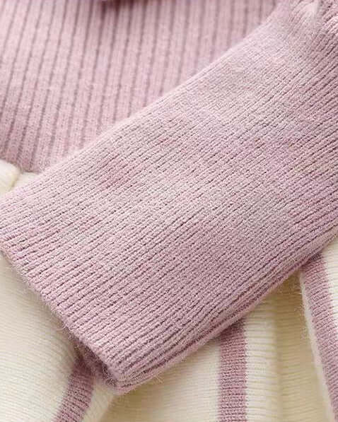 Vestido niña invierno cálido con lazos de satén y cuello altol as tallas disponibles.Ideal para primavera  en España