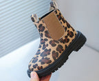 Zapato de invierno con estampado de piel de leopardo en España