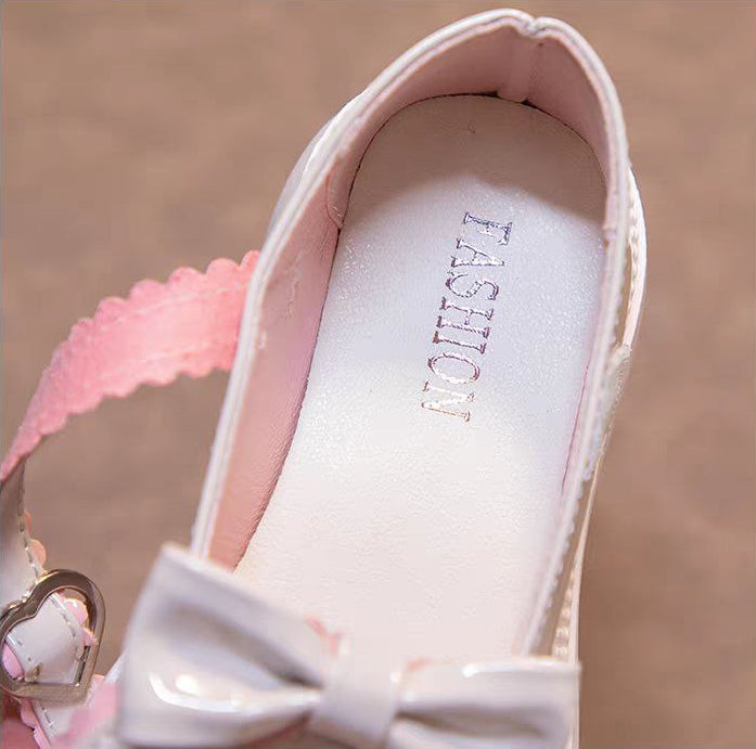 Zapato elegante para niña con diseño de lazo atractivo en España