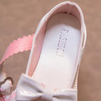 Zapato elegante para niña con diseño de lazo atractivo en España