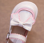 Zapato elegante para niña con diseño de lazo atractivo en España