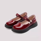 Zapato moderno y elegante para niña con diseño clásico en España