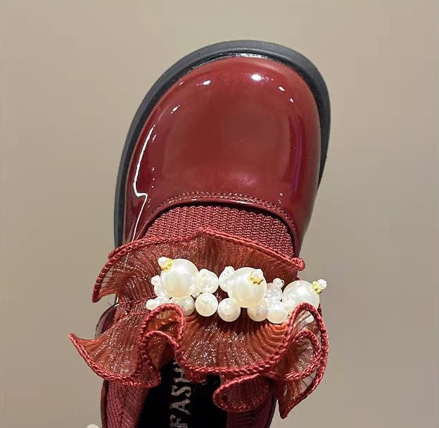 Zapato clásico brillante para niña en España