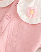 Conjunto niña 3 piezas rosa: suéter, camiseta arcoíris y pantalón vaquero con flores crochet en España