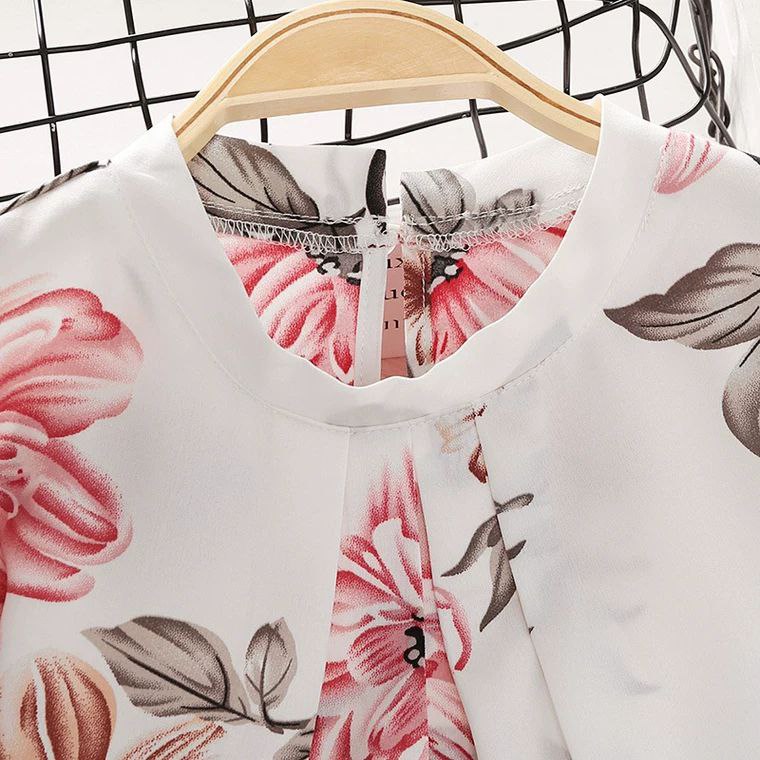 Conjunto de dos piezas: blusa con estampado de flores y pantalón ancho