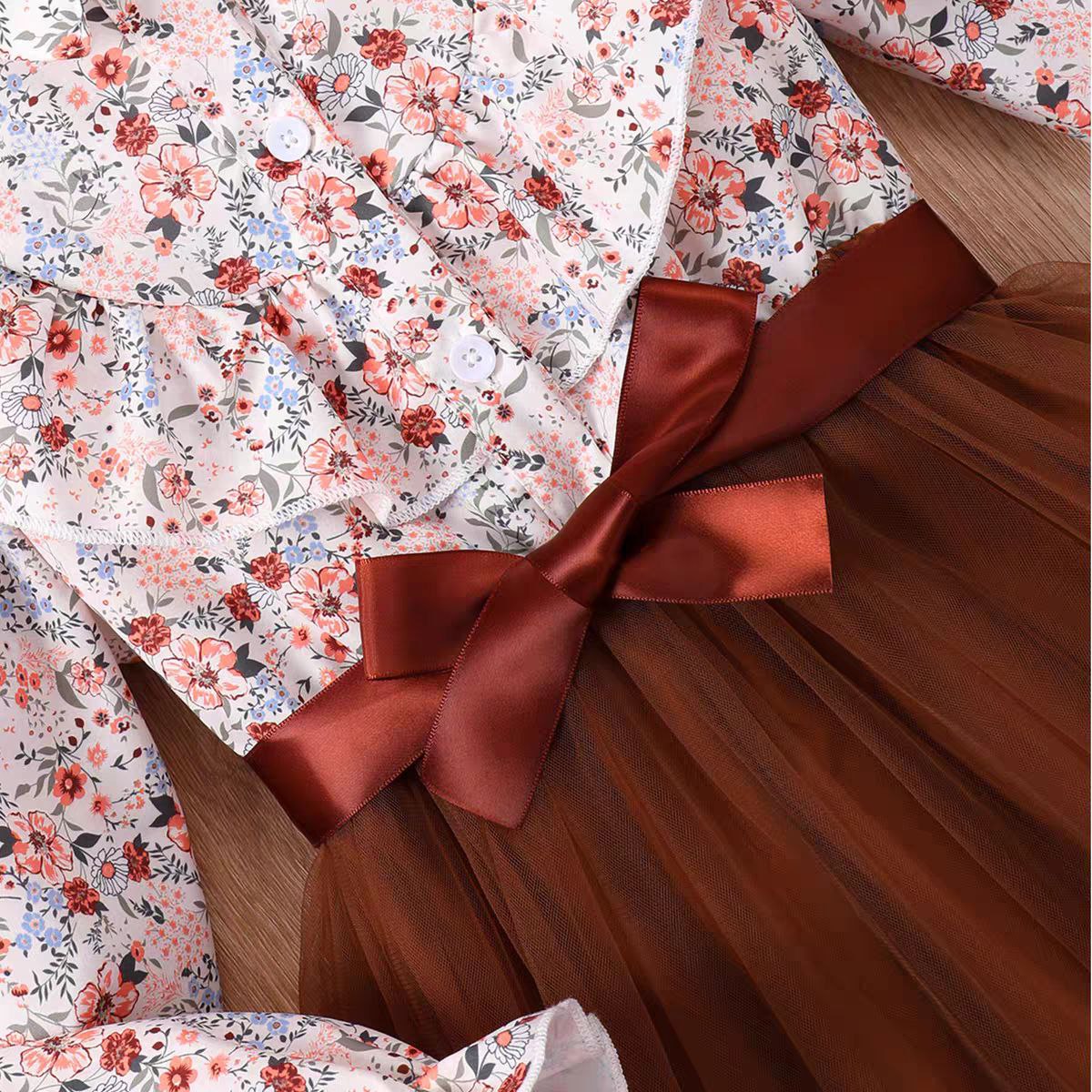 Vestidos de tul y flores: elegancia en colores vibrantes y un diseño encantador