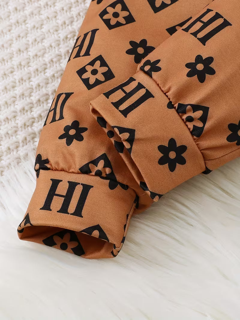 ini Icon El conjunto Hi Bear' para el street style de tu pequeño