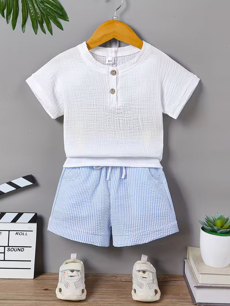 Naturalmente Adorable: El Conjunto de Lino que Define el Verano