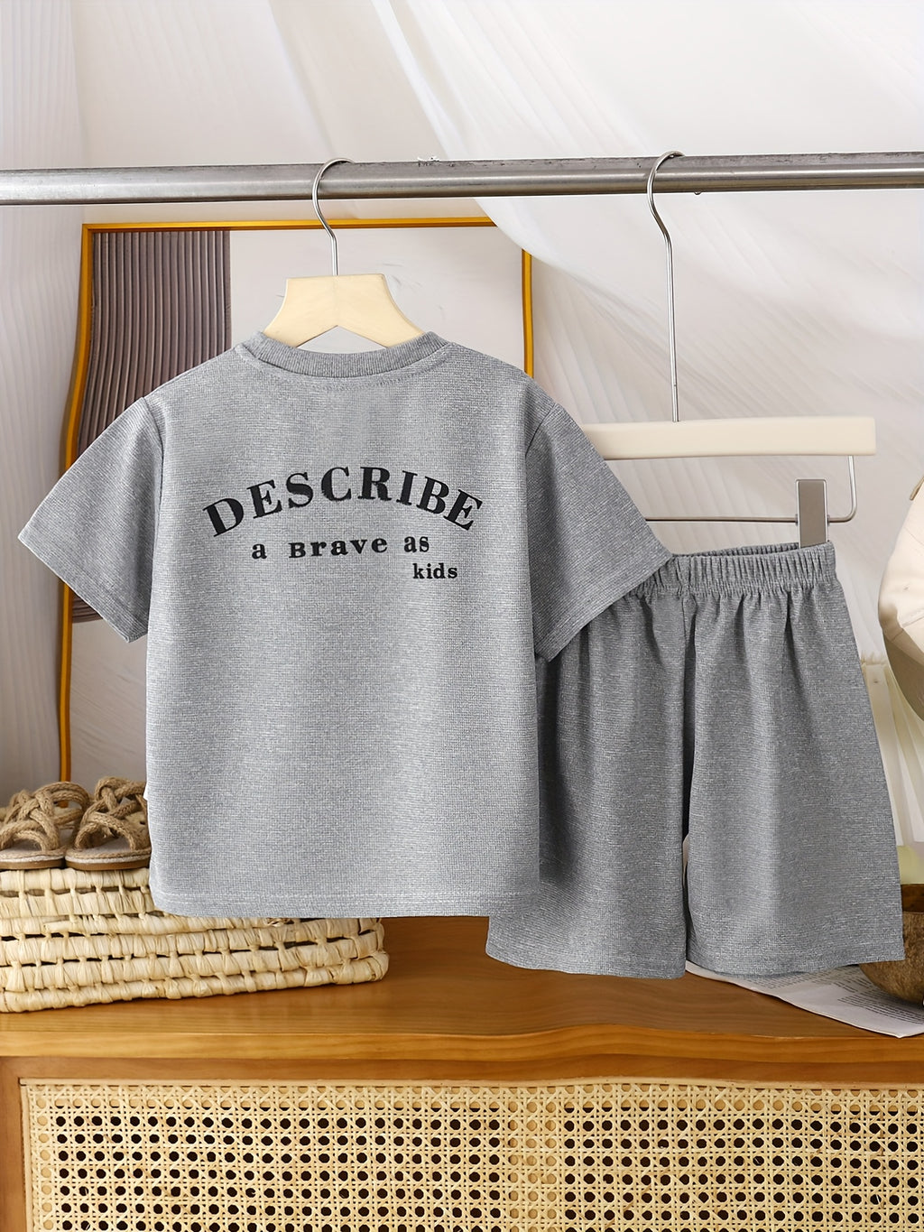 Conjunto de Verano para Niños: Camiseta y Pantalón Corto Gris