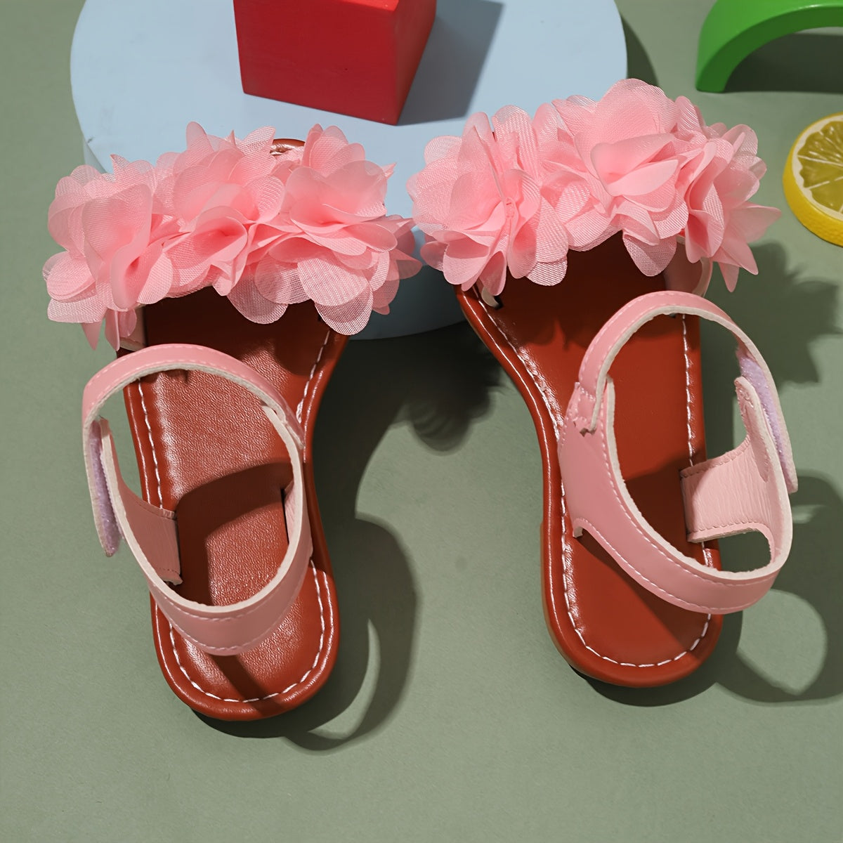 Sandalias Rosas con Flores