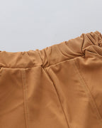 Cómodo conjunto de dos piezas: sudadera y pantalón cómodo de algodón.