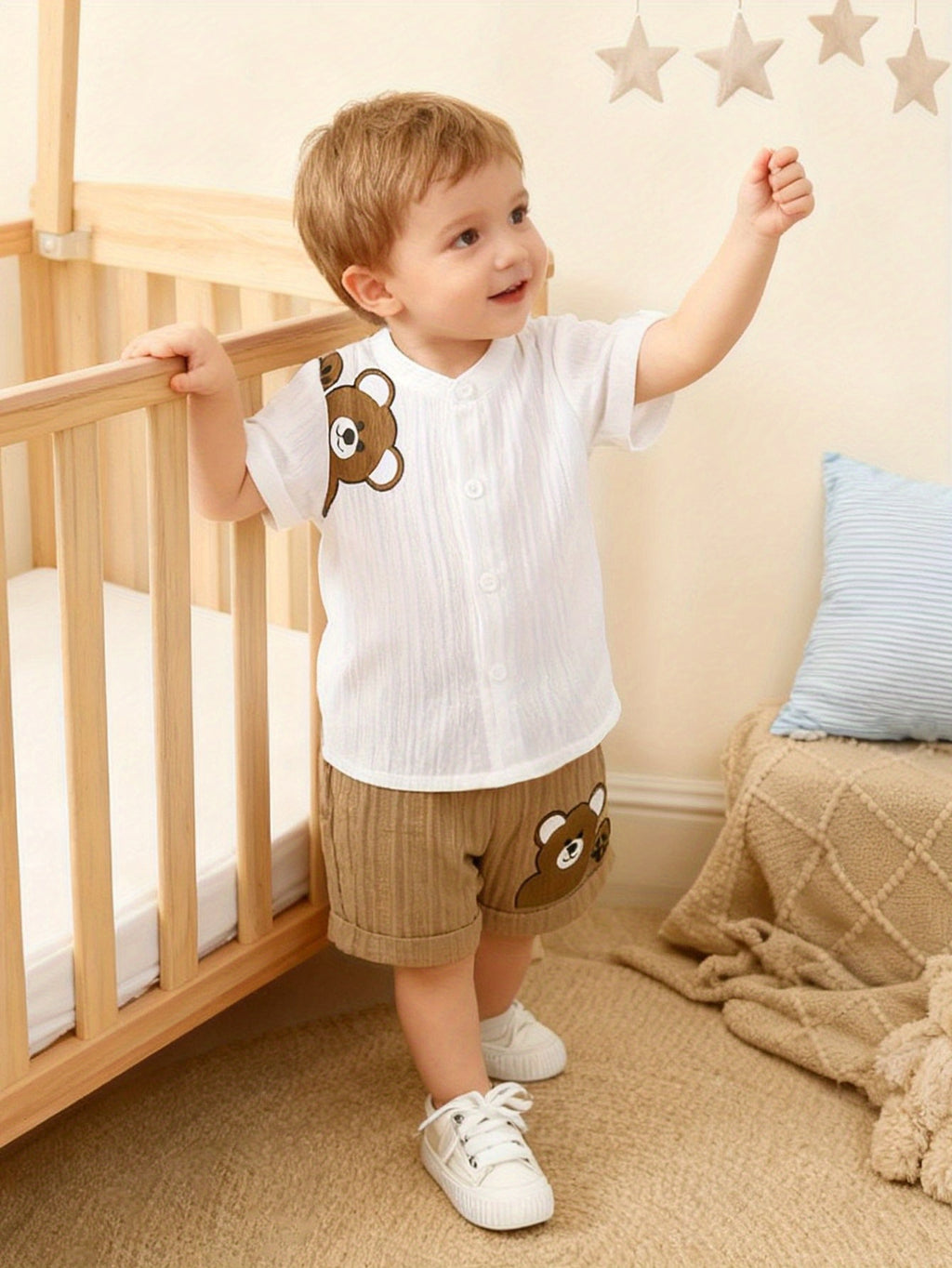 Conjunto de Verano para Bebé: Camisa de Oso y Pantalones Cortos