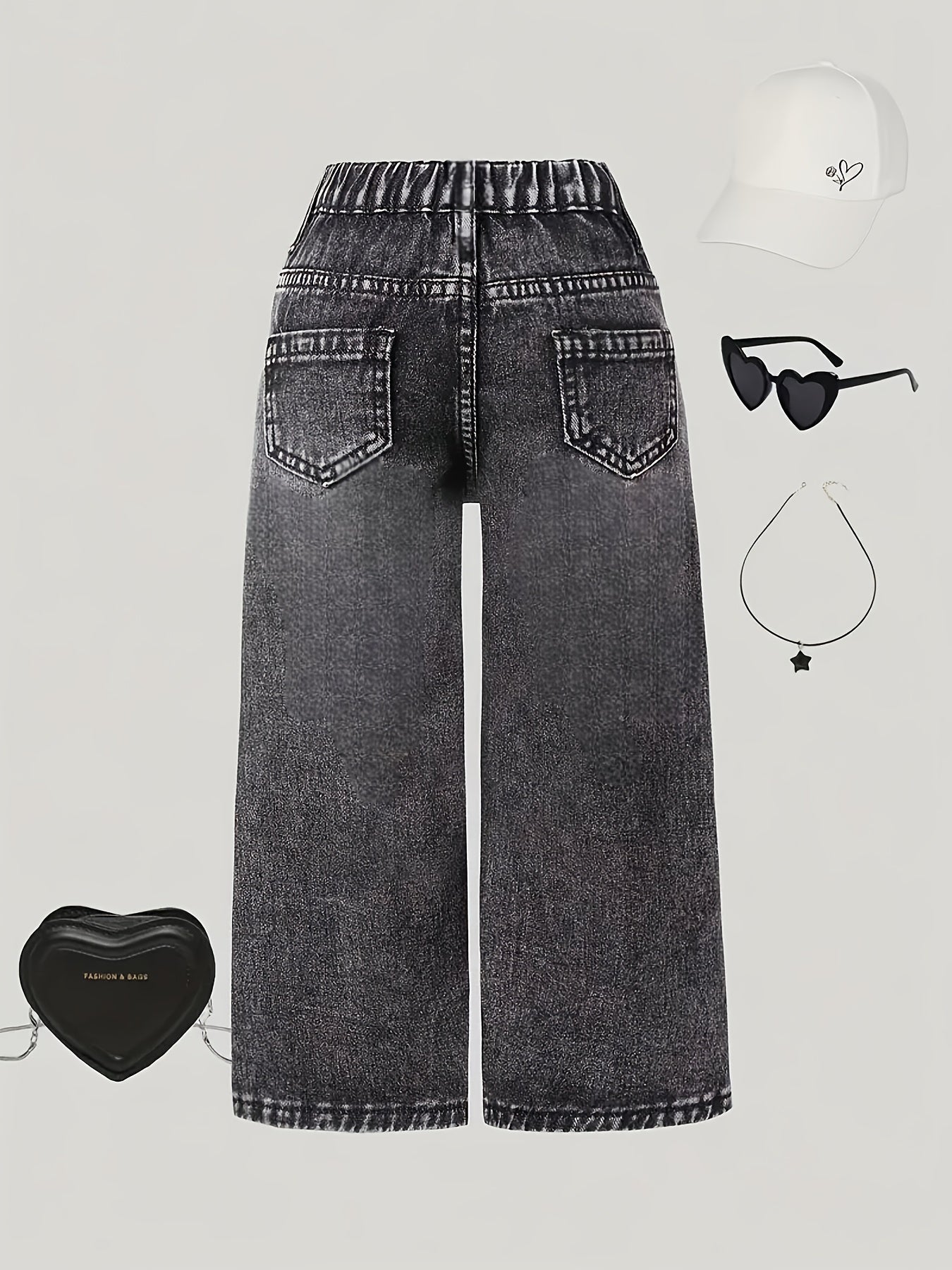 Vaqueros Anchos con Parches de Corazón