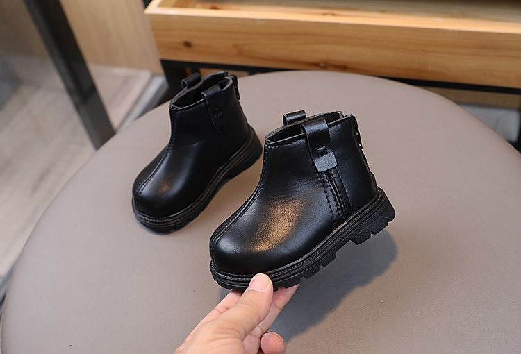 Botines de Cuero Negro con Suela Antideslizante