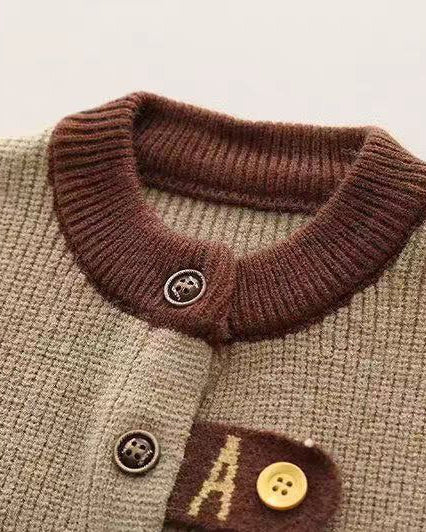 Conjunto bebé 3 piezas invierno chaleco lana camisa estampada y pantalón cómodo detalle chaleco