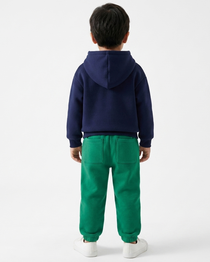 Conjunto niños invierno cálido práctico España