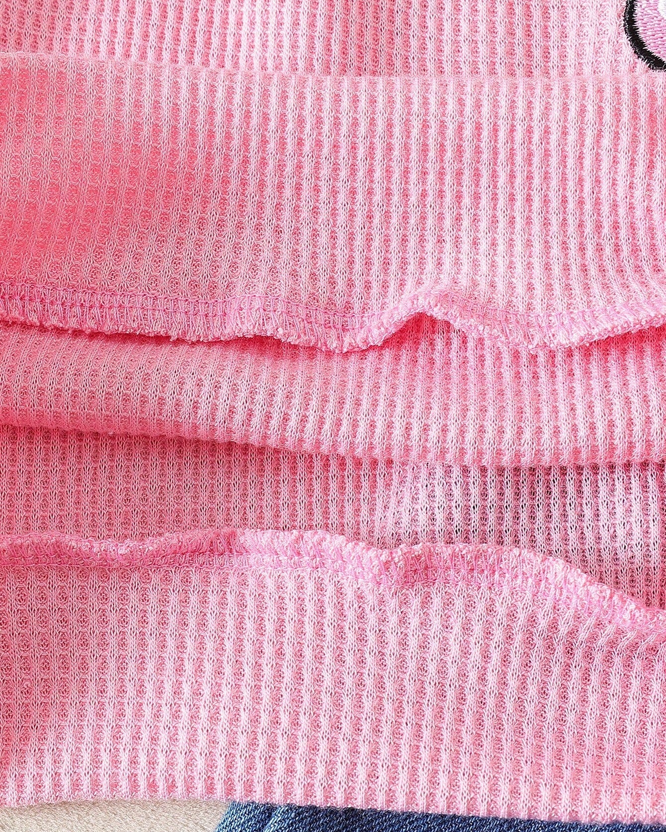 Conjunto niña 2 piezas suéter rosa y pantalón vaquero bordado cerezas ropa niña,Ideal para clima otoñal y principios de invierno en España