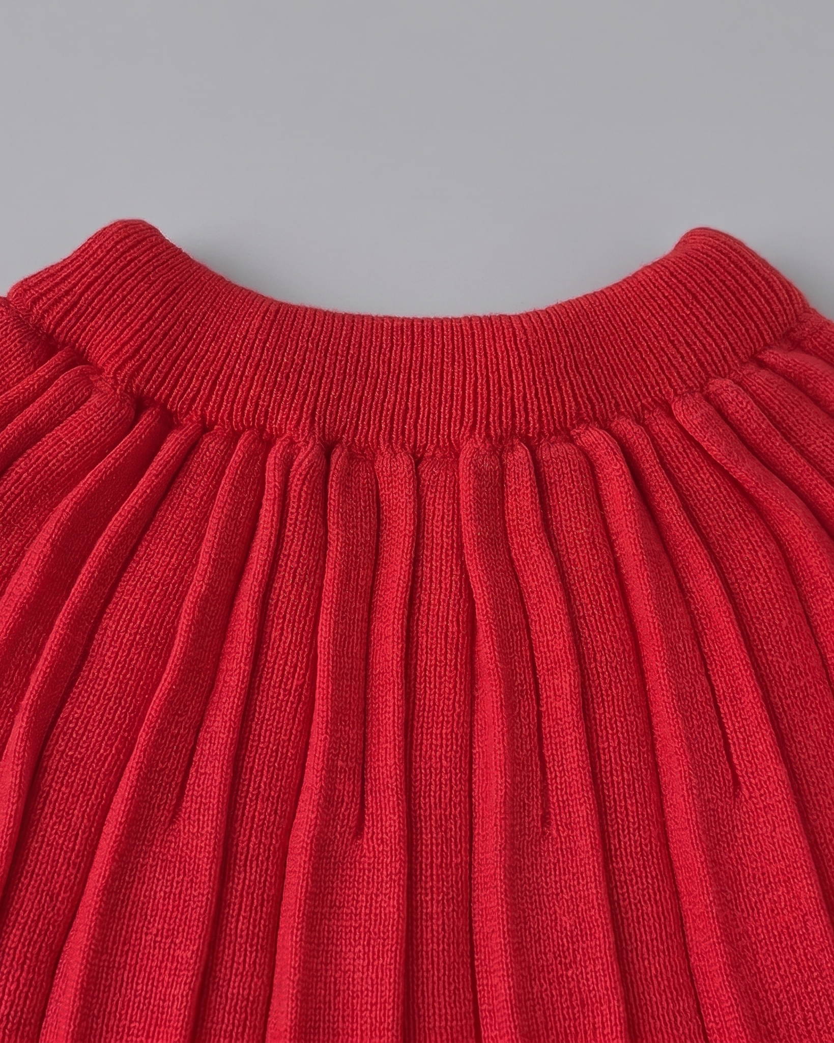 Conjunto niña 2 piezas vestido con suéter tejido y falda plisada elegante invierno en España