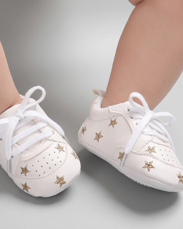 Zapatos bebé suela blanda bordados estrellas niño y niña 0-18 meses en España