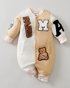 Mono bebé invierno una pieza con botones frontales estilo Varsity  ropa bebé niño destacada para looks elegantes y en España